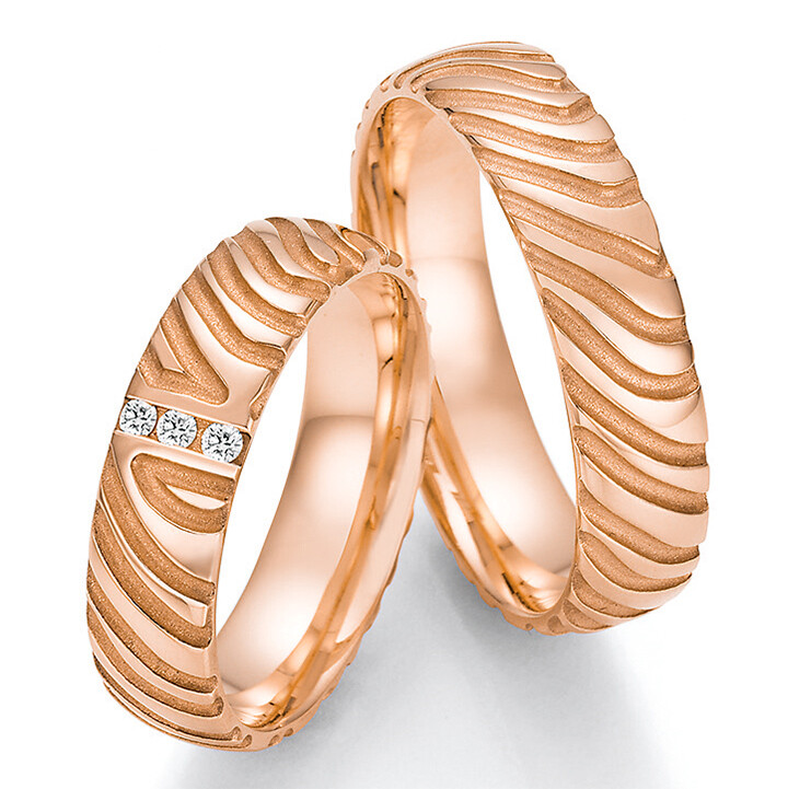 Trauringe Rotgold TRS66RU663010Rt mit mehreren Diamanten