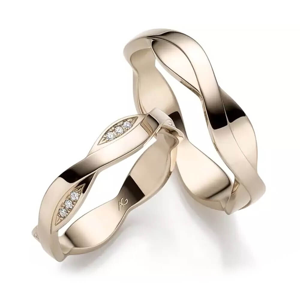 Trauringe Haselnussgold Brillant 0,090 ct.