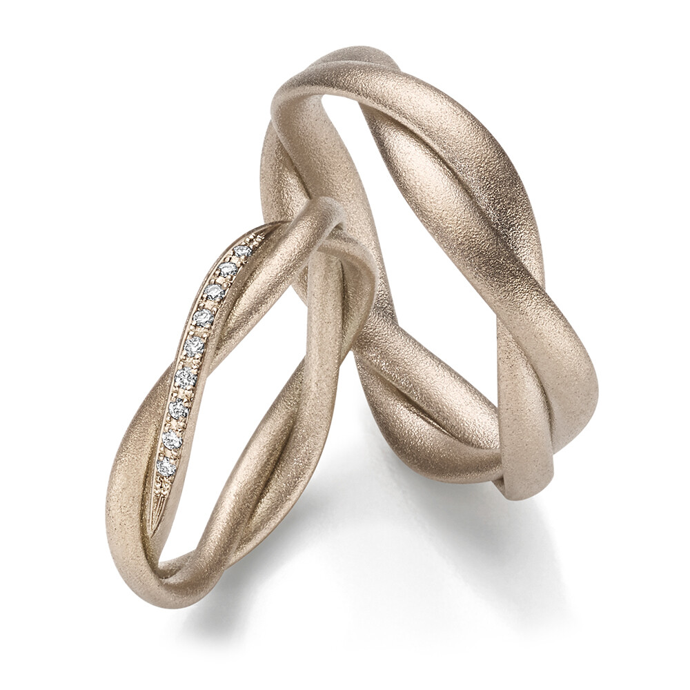 Trauringe Haselnussgold Brillant 0,045 ct.